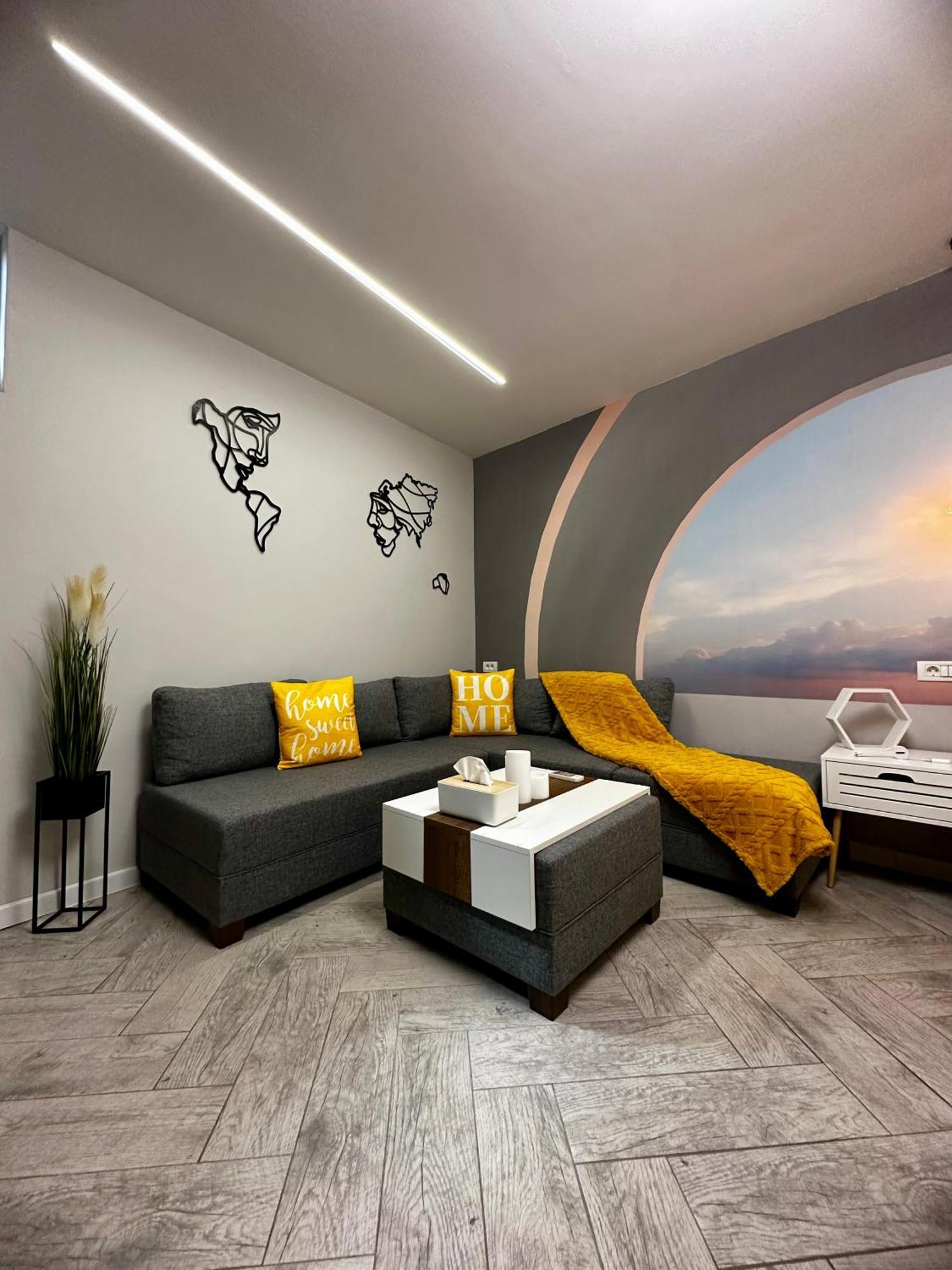 Stay Inn Central Brasov Ap 3 Exteriör bild