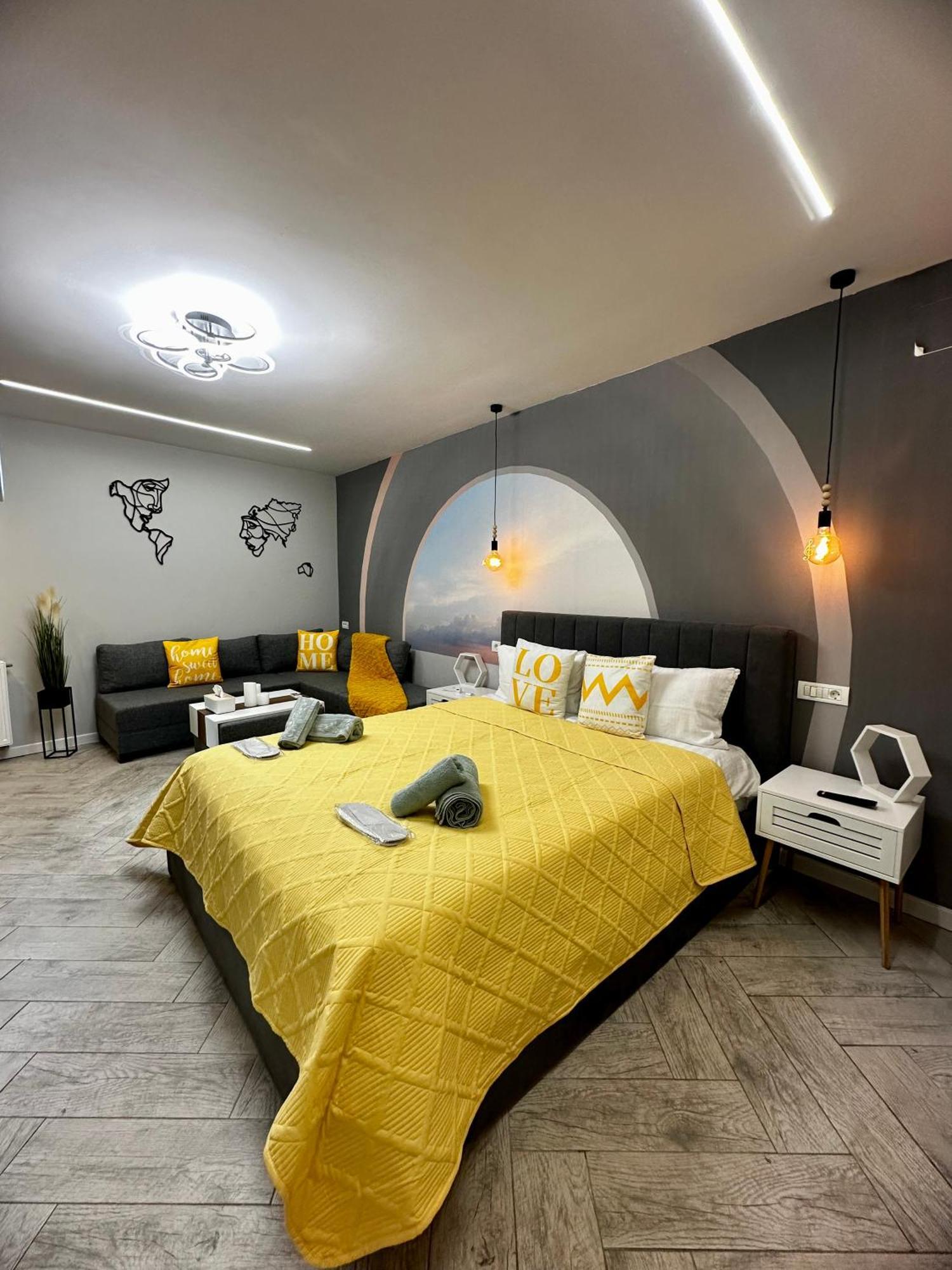 Stay Inn Central Brasov Ap 3 Exteriör bild